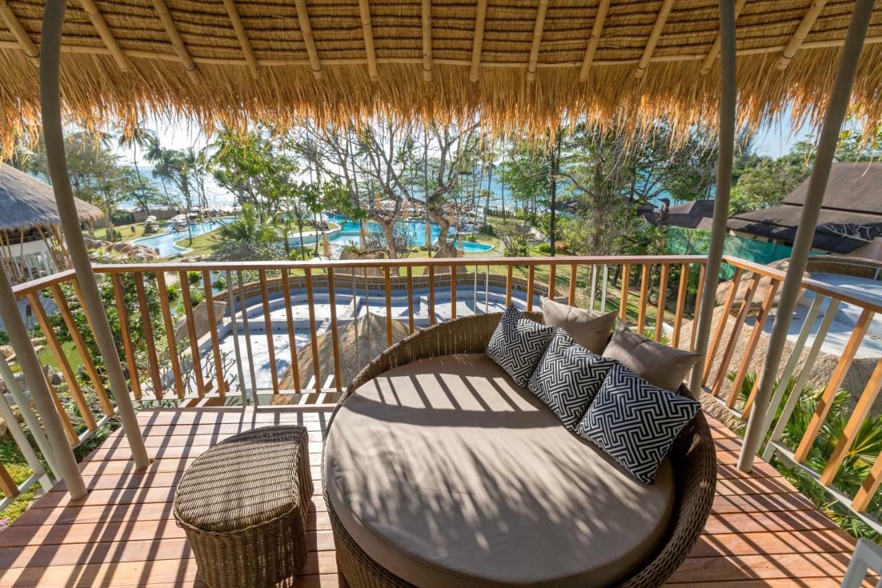 Eden Beach Khaolak Resort And Spa A Lopesan Collection Hotel - Sha Extra Plus Као Лак Екстериор снимка The view from the balcony of a pool villa at the resort